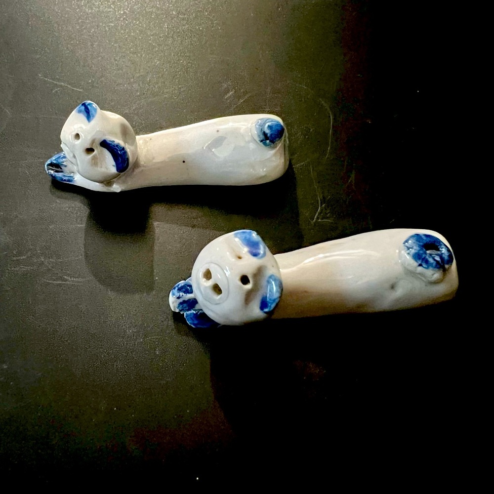 Vintage Set Japanese Ceramic White Blue Pig Chopstick Rests Holders From Japan